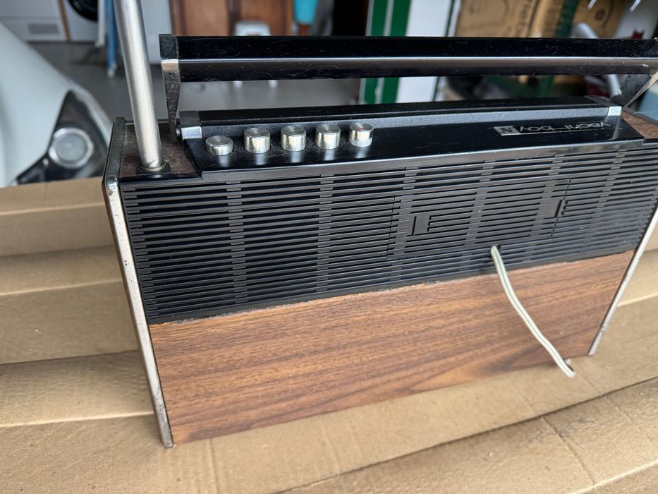 Rádio Antigo Grundig