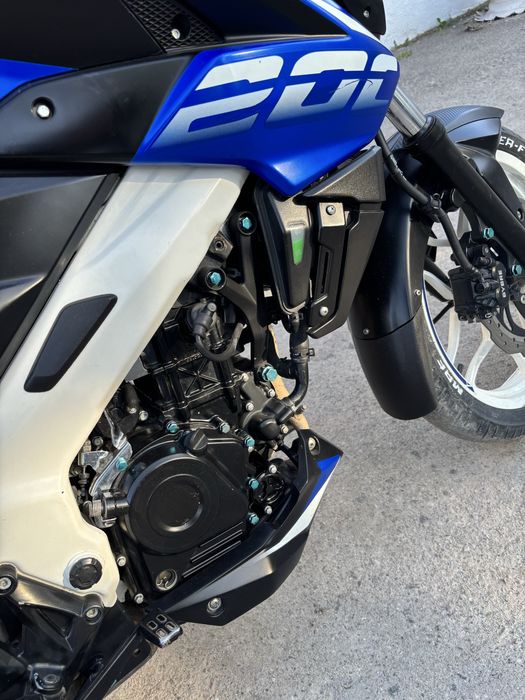 Bajaj  pulsar  ns200