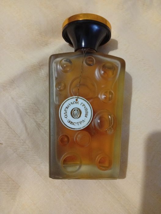 Одеколон,духи,парфюм