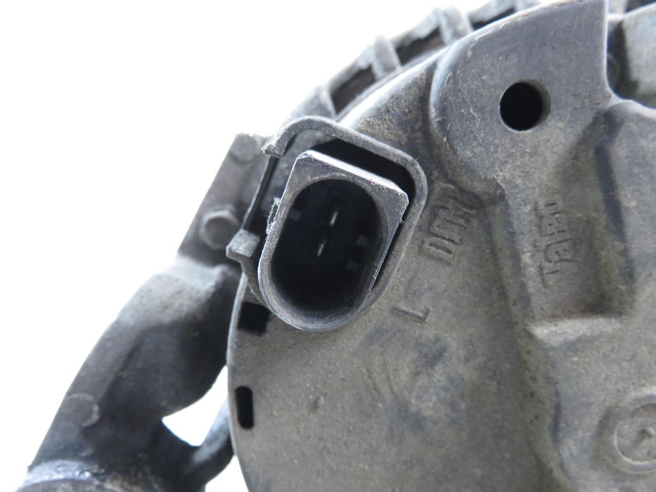 Alternator Audi A6 C5 Avant 2.4 - Arj  - Sg12b025