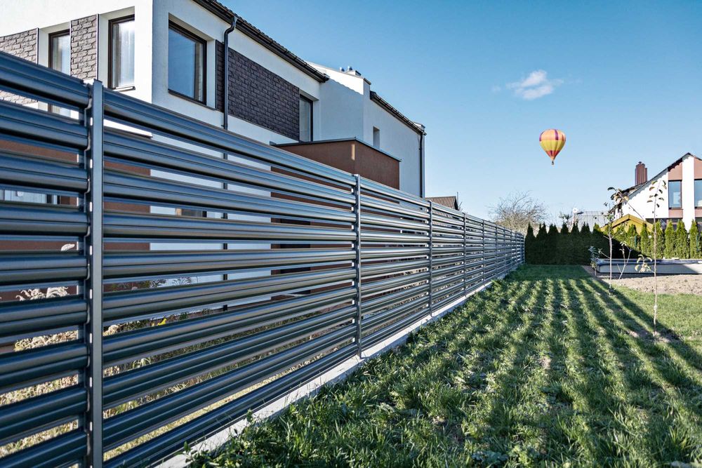 Sztachety metalowe – ogrodzenie sztachetowe na wymiar Stalowa Wola