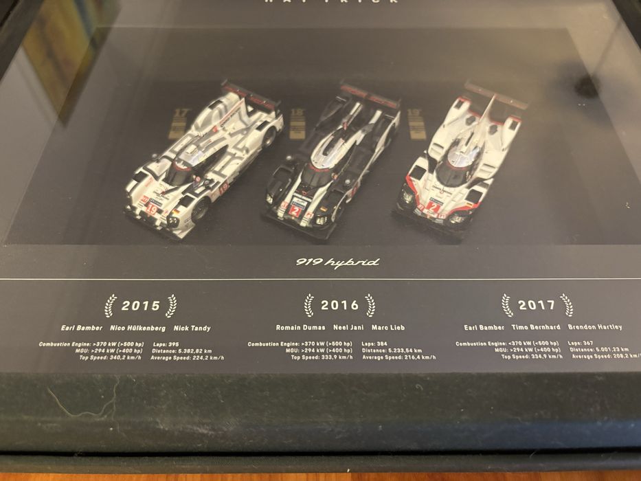 Porsche Art Edition Hat Trick