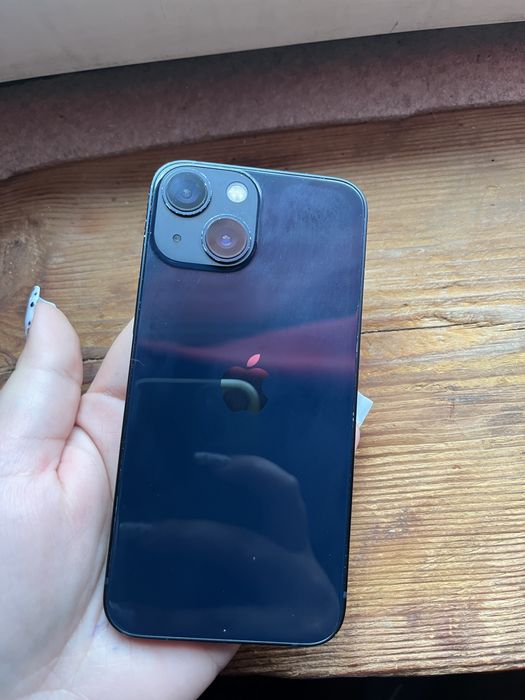 iPhone 13 міні під відновлення чи на запчастини