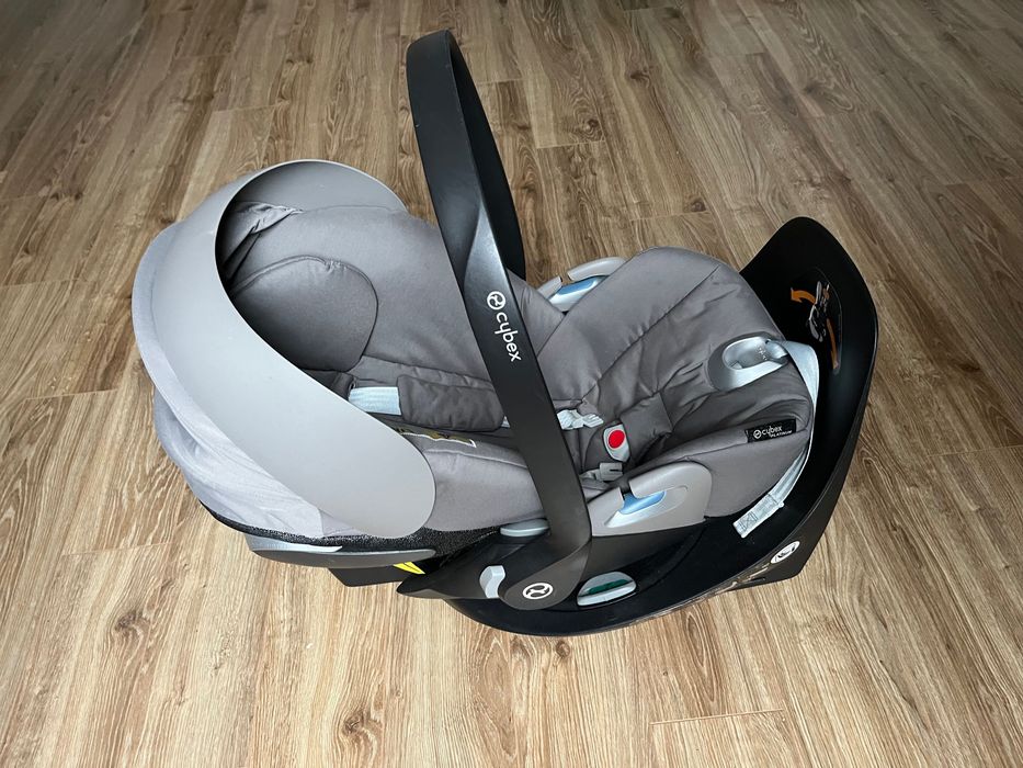 Nosidło i baza Cybex Cloud Z i size oraz baza Cybex Base Z