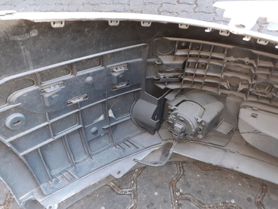 Para choques frente renault laguna 2006