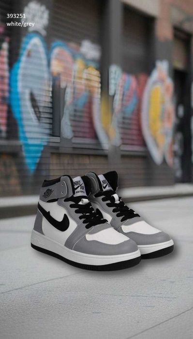 ОПТ Жіночі черевіки, лоуфери, кросівки ОПТ