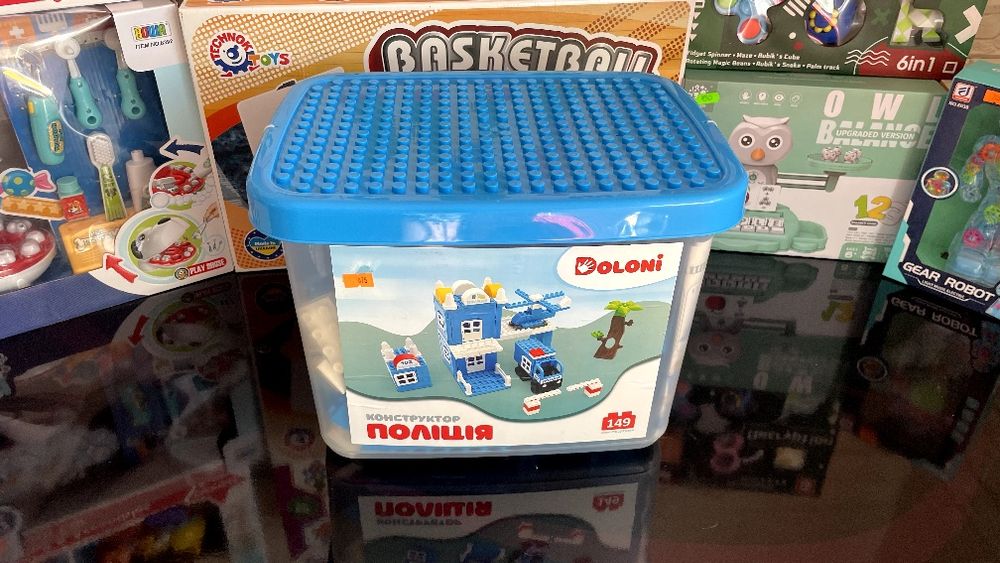 Магазин іграшок Barbie and Ken