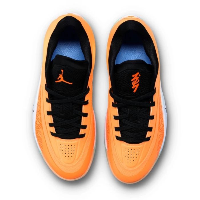 Баскетбольні кросівки air jordan zion 4 orange