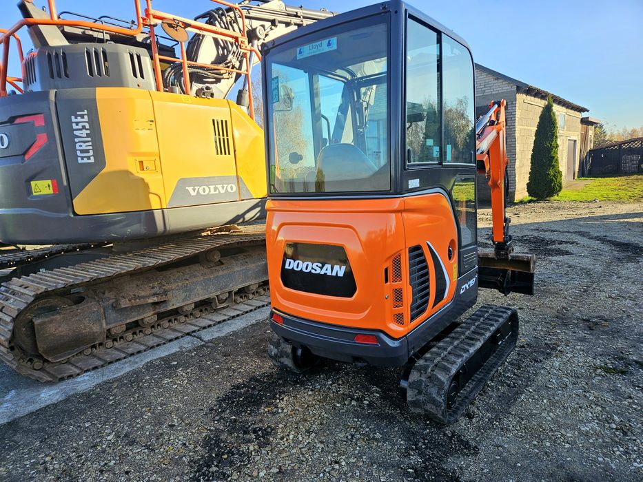 Minikoparka Doosan dx19.Rok 2015.Waga 2tony. Jcb.kubota takeuchi.bobca