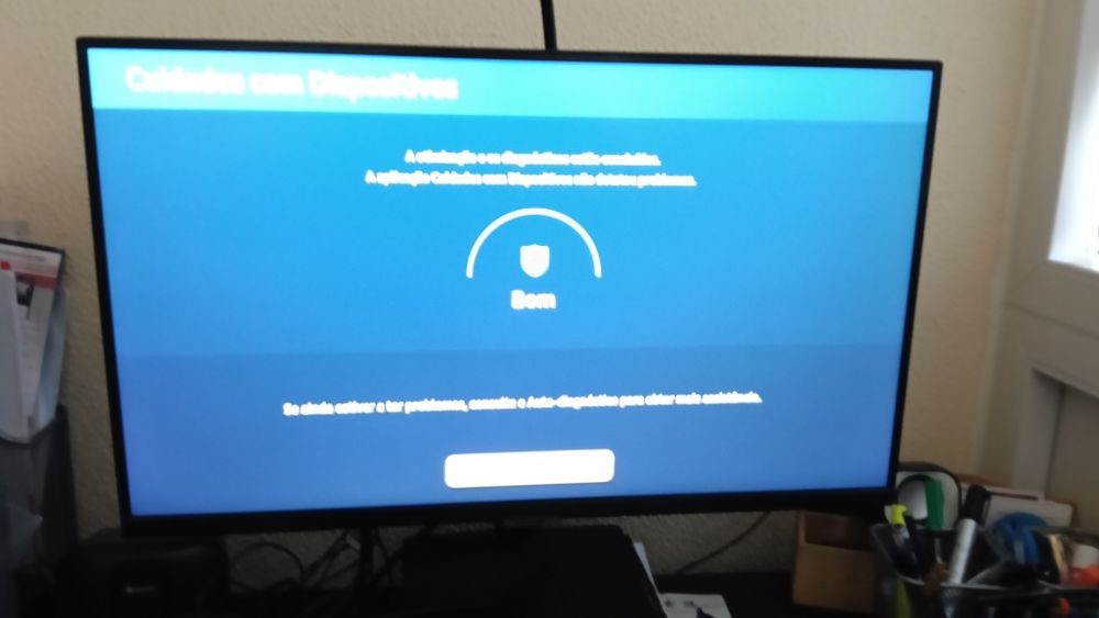 Samsung smart monitor /Tv 27 inches com comando