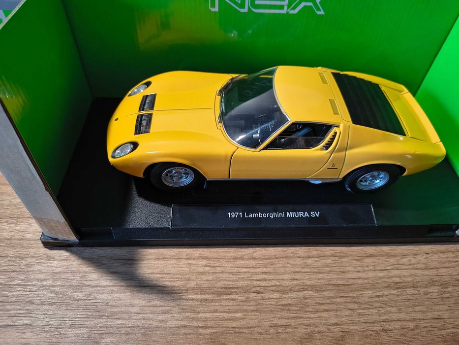 Lamborghini Miura 1:18 welly