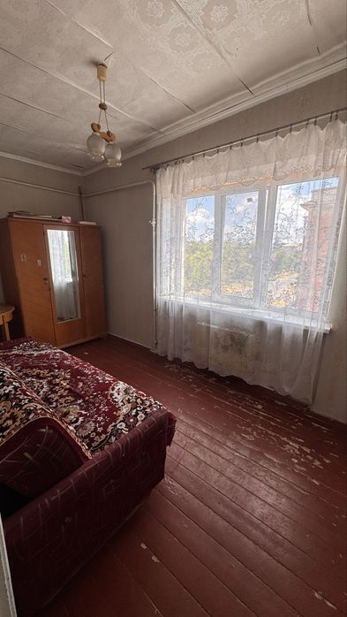 Продам 2-кімнатну квартуру  район Перлини
