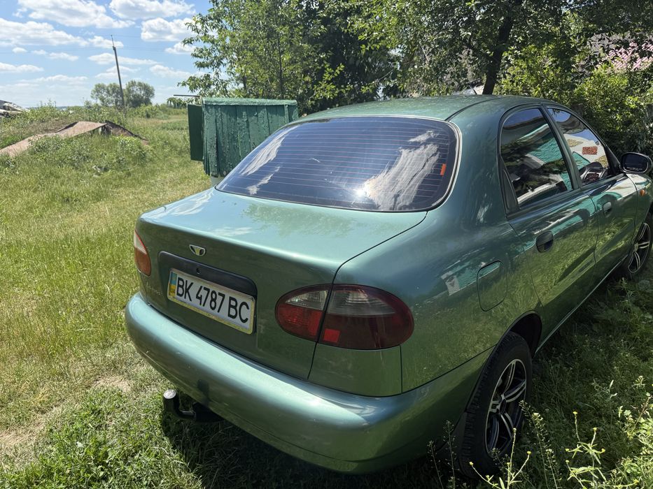 Ланос 2008р не гнилий)