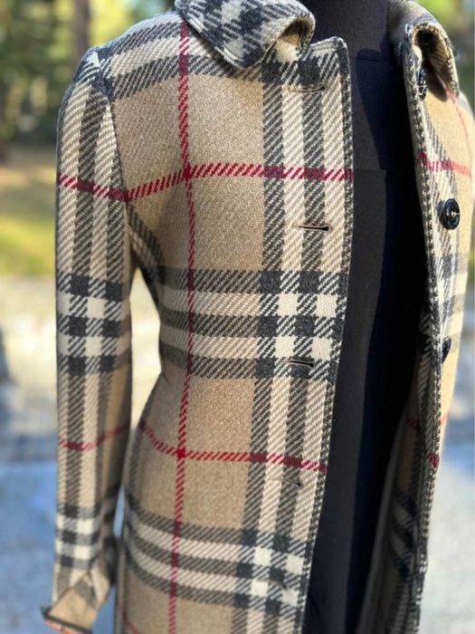 Burberry płaszcz beżowy 100% wełna