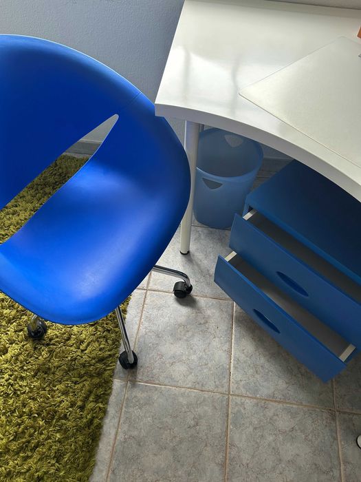 Conjunto Completo de Escritório – Secretária + Cadeira + Móvel + Balde