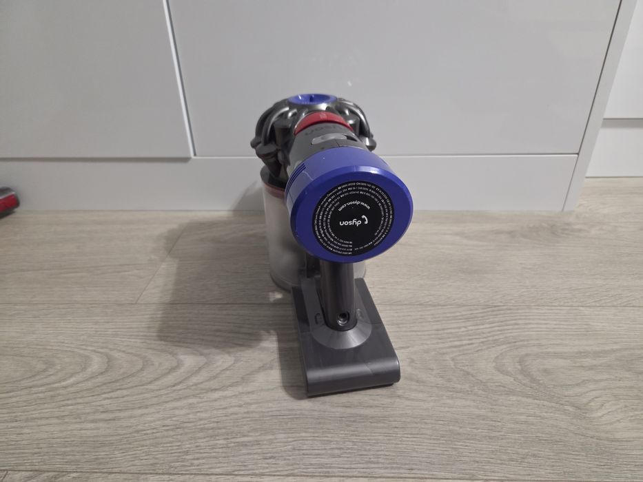 Odkurzacz Dyson V8 sprawny