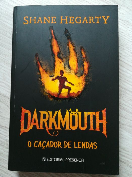 Livro "Darkmouth, O Caçador de Lendas"