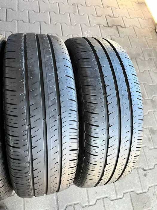Opony letnie Hankook Vantra LT 235/65 R16C 115/113R DOT19 #2516