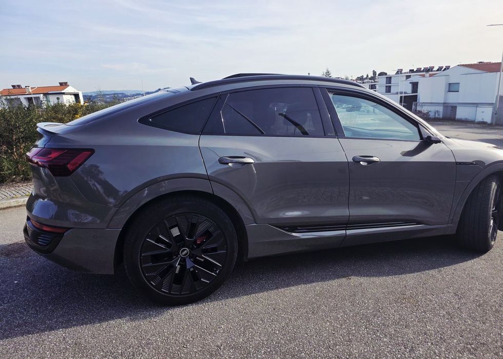 Audi Q8 e-Tron Sportback 55 quattro S line