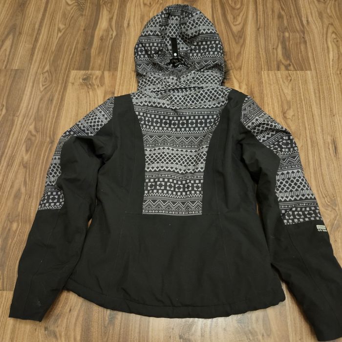 Лыжная зимняя куртка