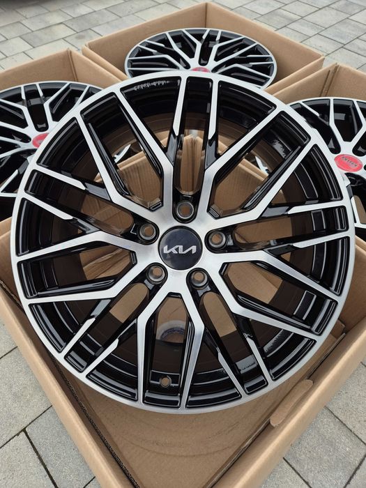 Felgi 18" 5x114,3 Renault Toyota Kia Mazda Mitsubishi Nowe TPMS | #RS4