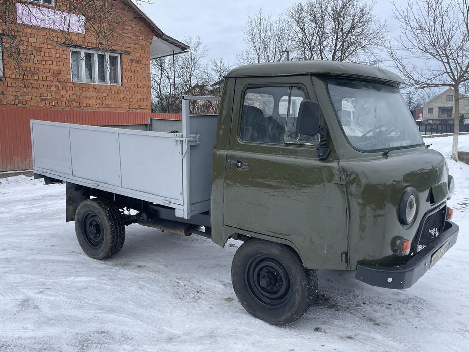 Продам уаз бортовий