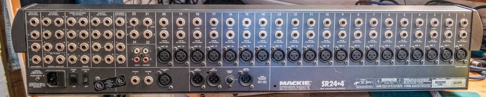 Mikser MACKIE SR 24.4 USA