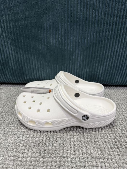 Klapki damskie Crocs Classic  r. 41-42, m8/w10 NOWE Białe