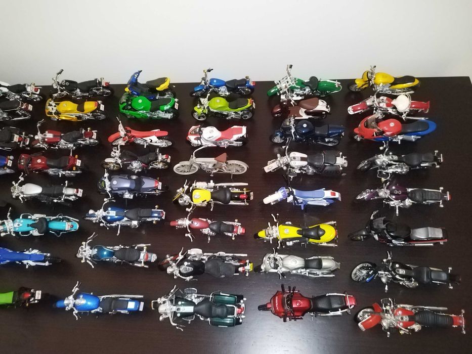 Motas miniatura 1:18