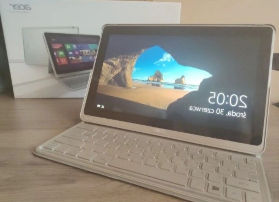Acer aspire p3-171- używany,  bardzo dobry stan