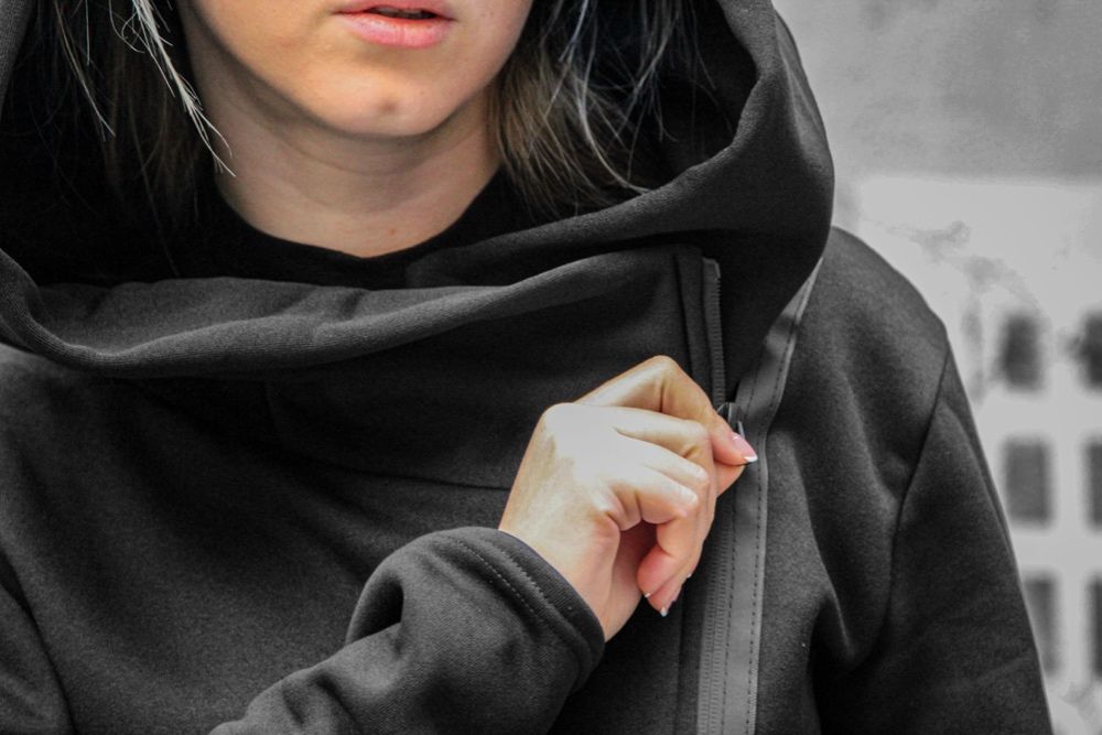 Черная теплая женская мантия на флисе кардиган накидка