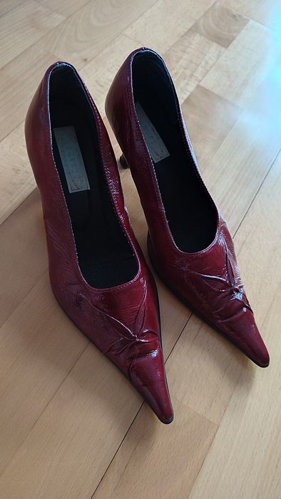 Buty na obcasie bordowe