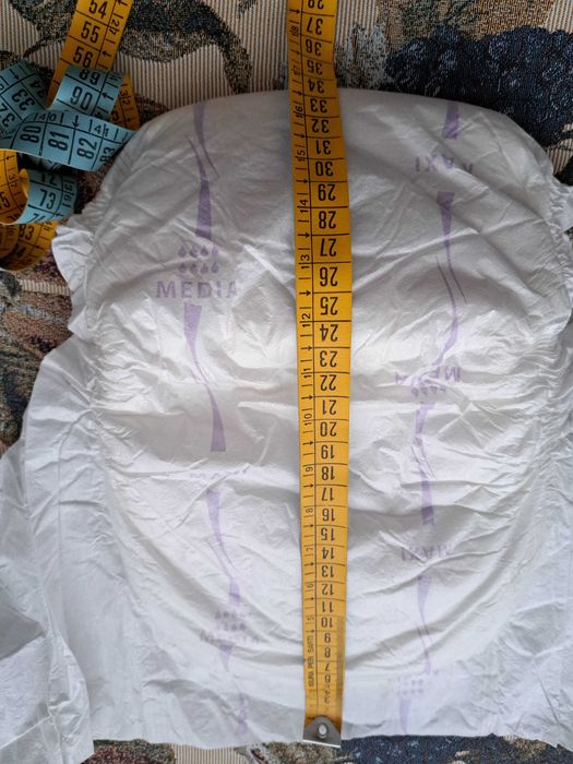 Засоби гігіены,труси підгузки.