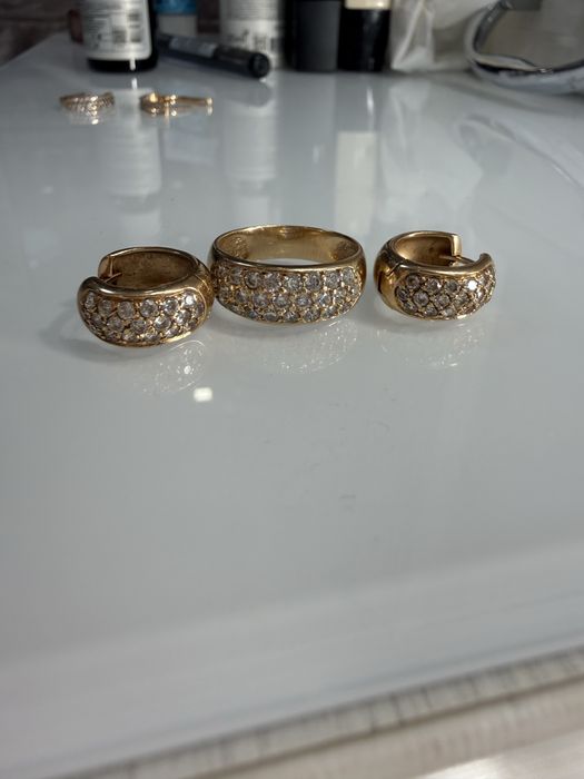 Золотий гарнітур сережки та каблучка 16.5р