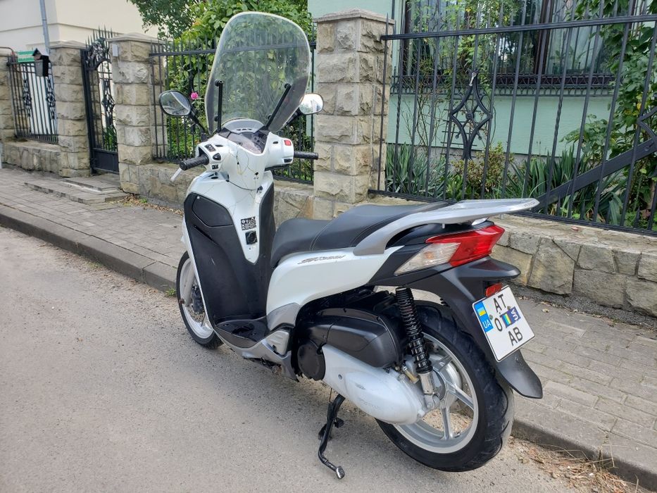 Скутер Honda SH300i