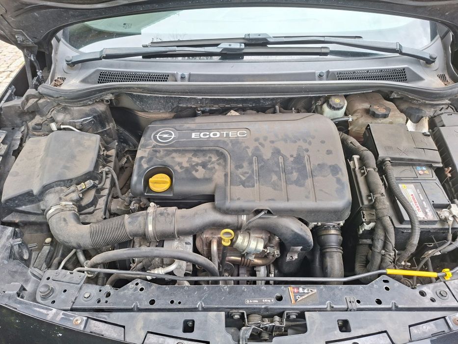 Opel astra j 1.7cdti