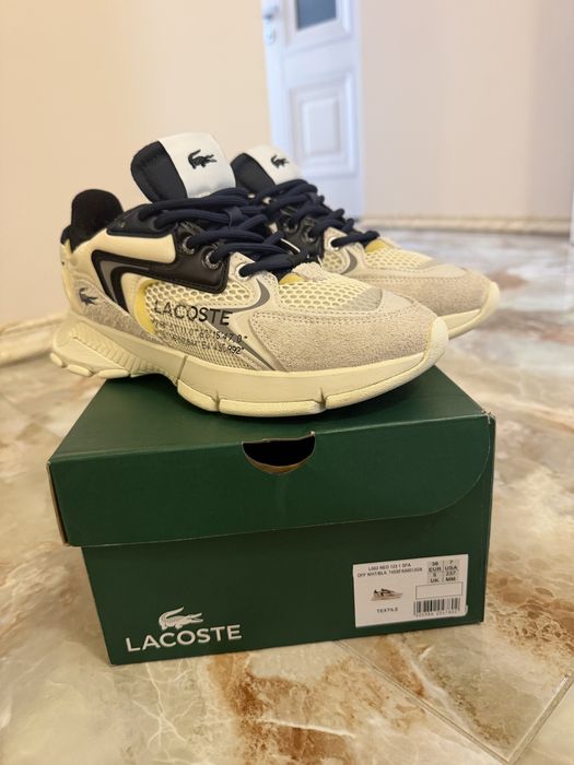 Lacoste кросівки