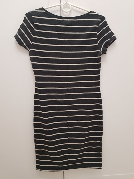 Sukienka w paski HM Basic 36