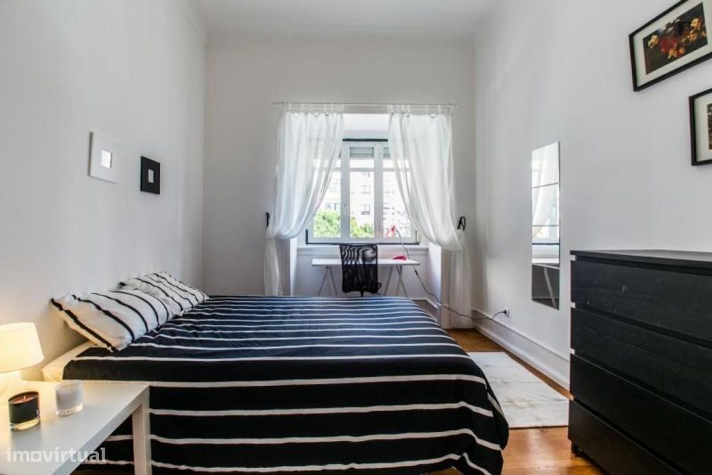 Quarto - localizado em Sete Rios Lisbon