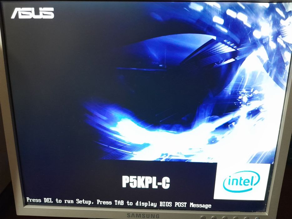 Настільний комп'ютер Intel Core 2 Duo, Windows XP