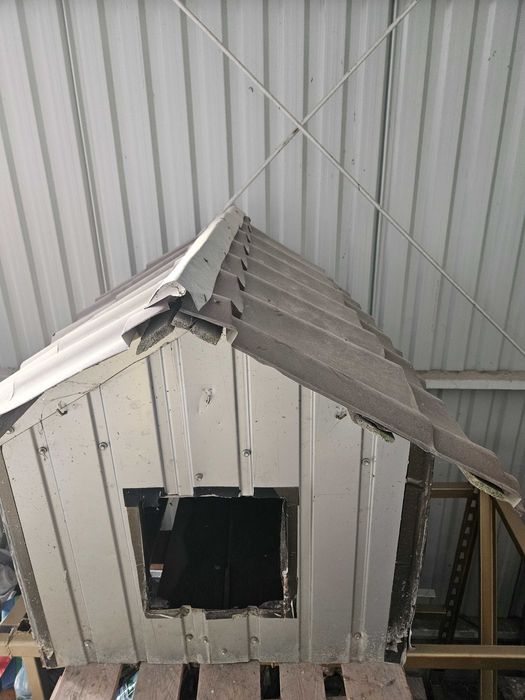 Buda dla psa używana