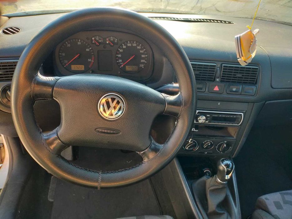 VW Golf 1900 TDI 90 CV