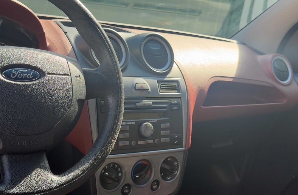 Ford Fiesta — fotografia 4