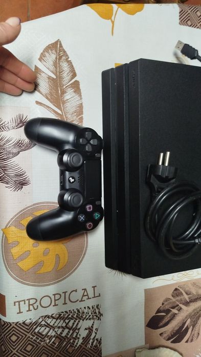 PS4 pro PlayStation 1tb