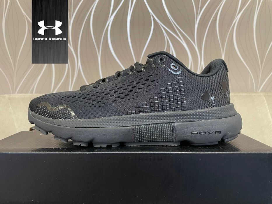 Кросівки Under Armour Infinite розмір 40 EUR на стопу 25 см