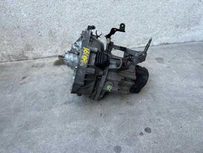 Caixa de velocidades Renault Clio 1.5dci     ref: JB3980