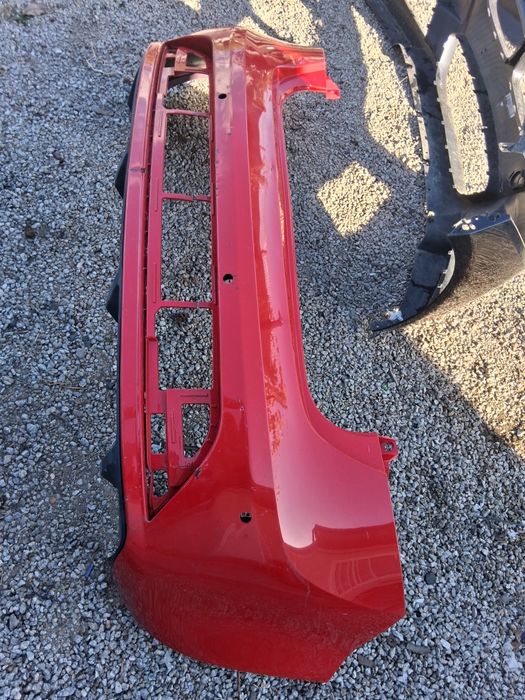 Para-choques Seat IBiza FR ano 2010 a 2014 modelo 5 portas usado com danos