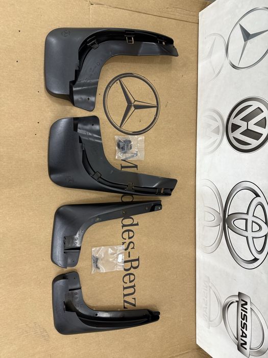 Бризговики передні задні передние задние Вито Віто Vito W447 V-class