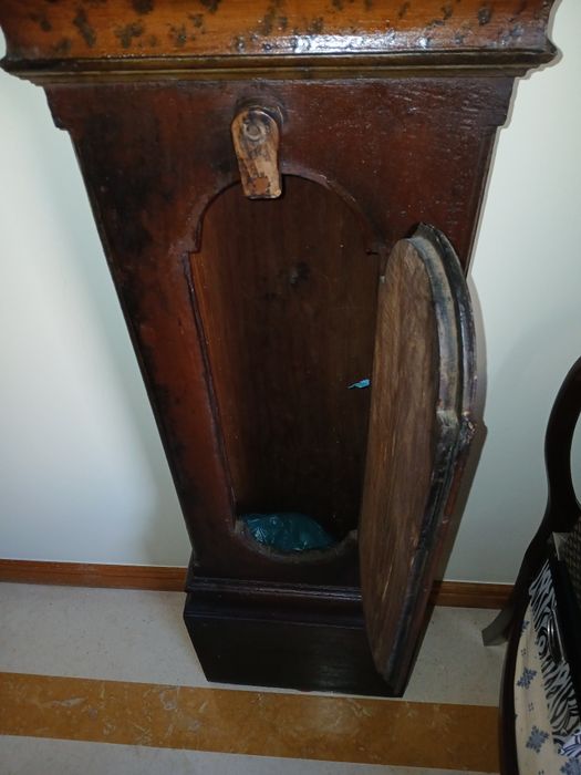 Relógio de pé vintage