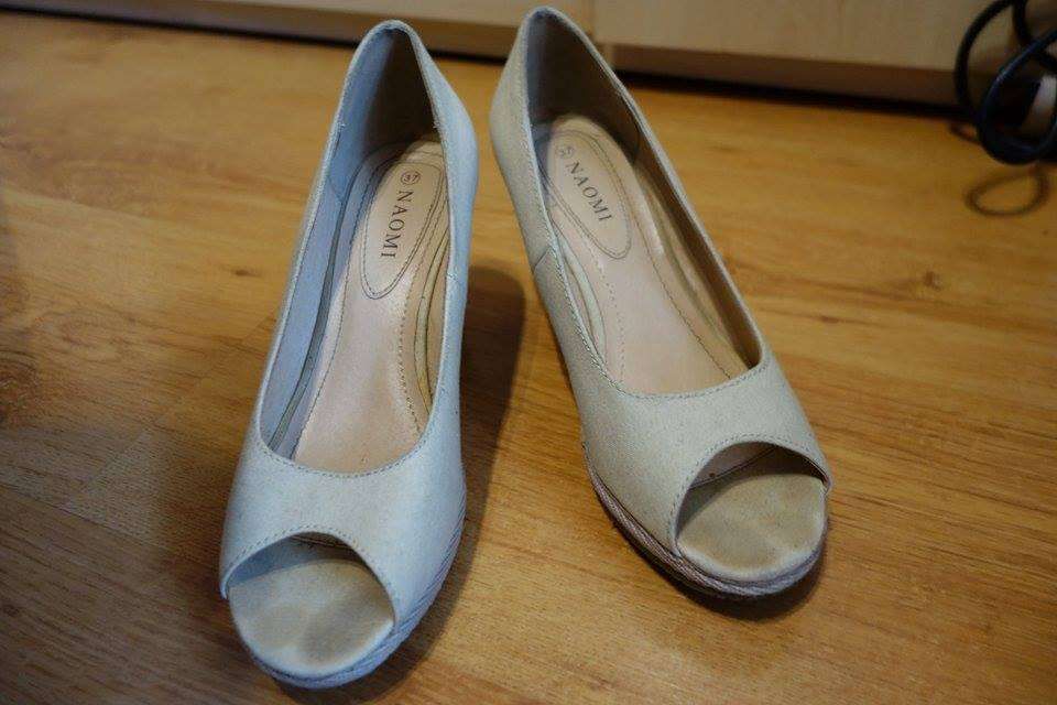 Sandały na koturnie Deichmann rozm.37